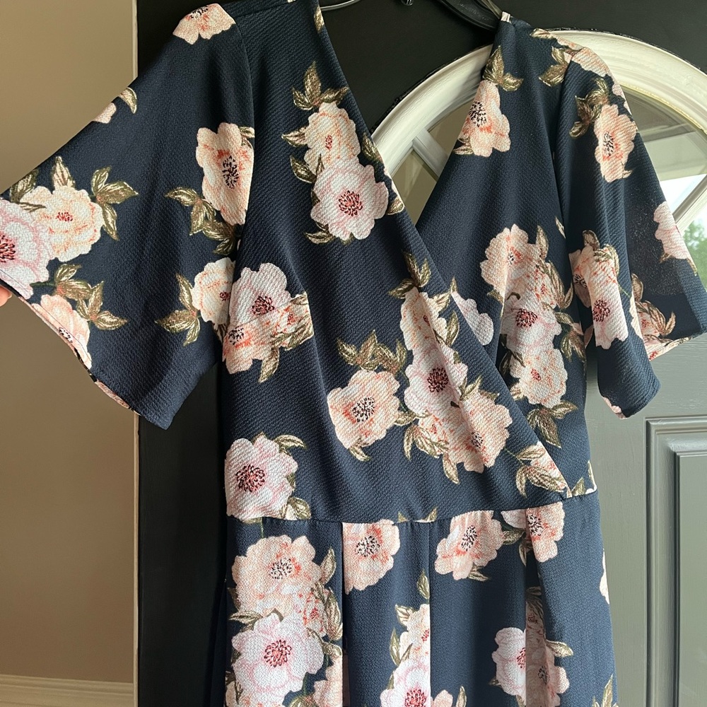 Trixxi Clothing XL Floral Jumpsuit